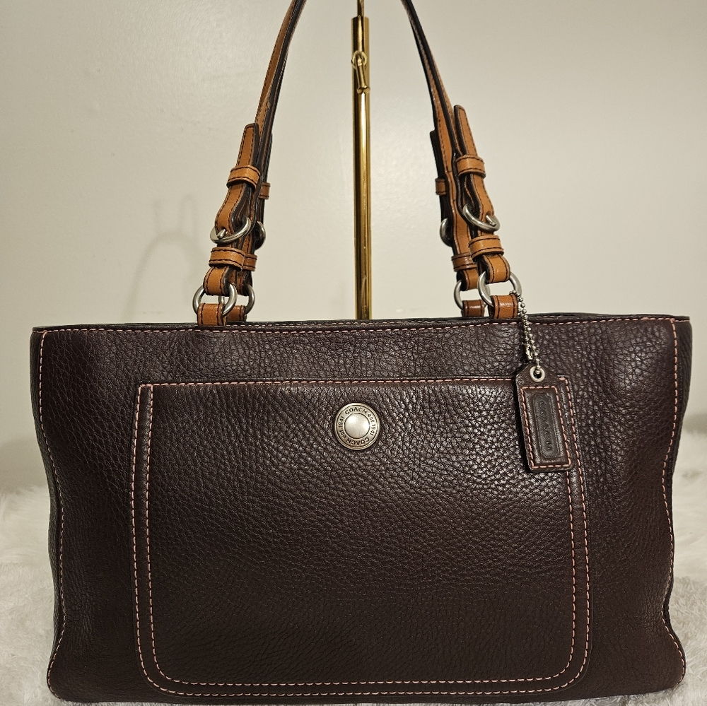 Coach Chelsea Vintage Leather Tote. No callouts.